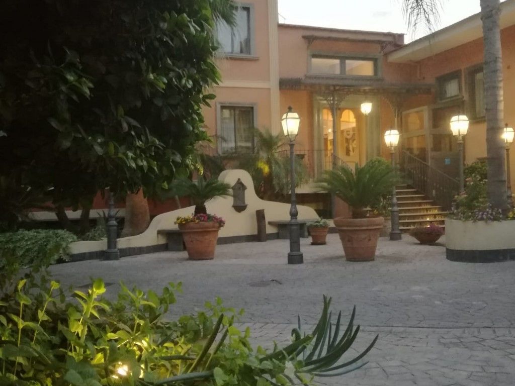 Buono B&B Napoli Esterno foto